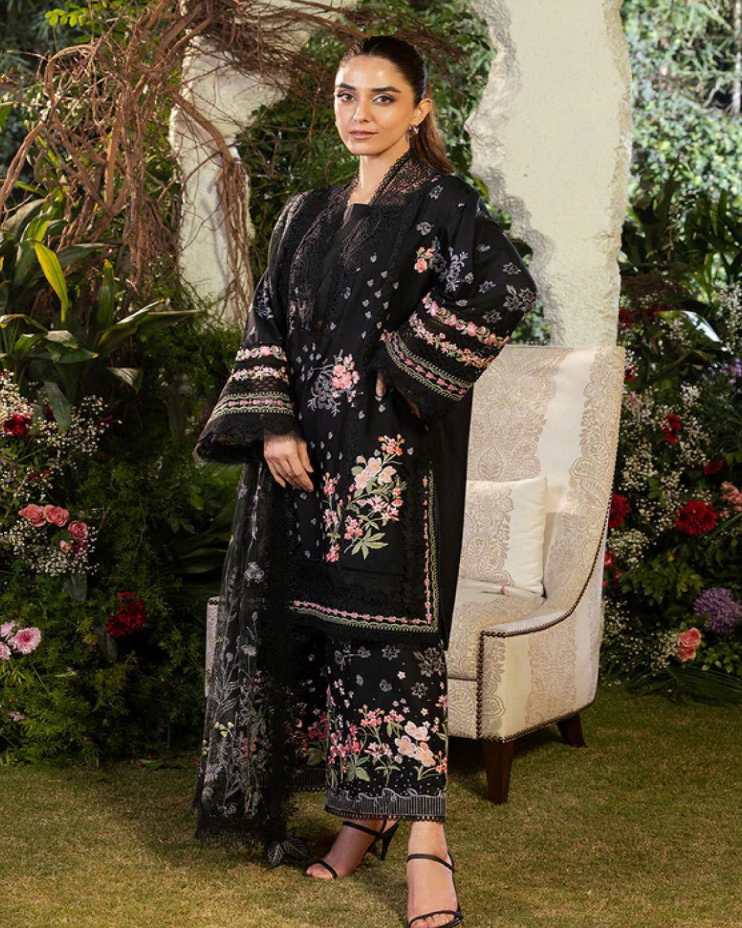 Sobia Nazir Embroidered 3PC